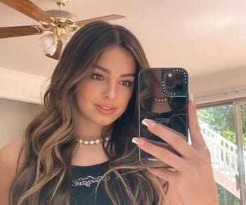 Addison Rae é profissional