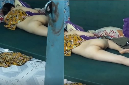 Vídeo sexo com jovens alunos do peito no hotel