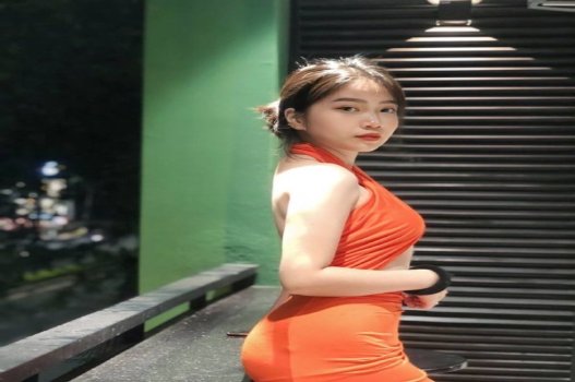 ONG Thi Minh 2K5 vazou uma foto depravada com o namorado